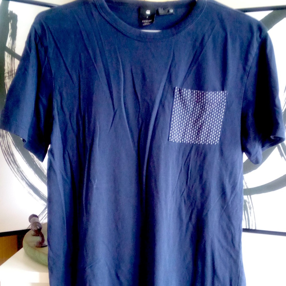 G-star Raw T shirt w white polka dot pocket